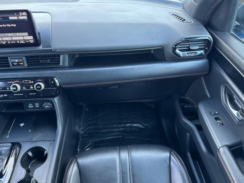 Certified 2024 Honda Pilot TrailSport image 29