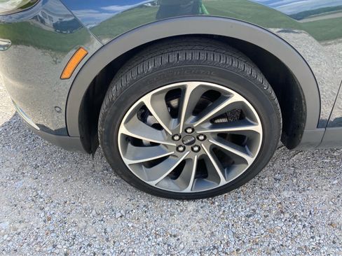 Used 2023 Lincoln Nautilus Reserve w/ Equipment Group 202A AWD/4WD image 18