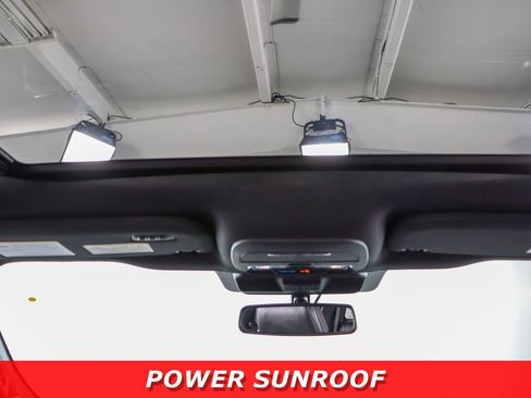 Used 2021 Ford F150 Lariat w/ Equipment Group 502A High image 23