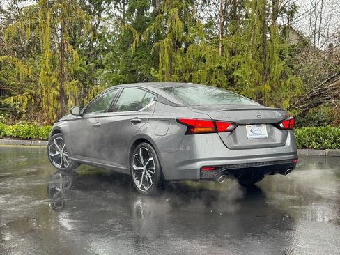 Used 2024 Nissan Altima 2.5 SR image 5