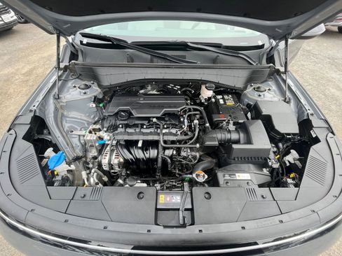 Used 2025 Hyundai Kona SEL image 32