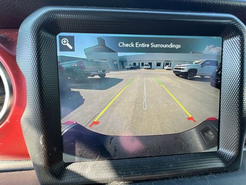 Used 2023 Jeep Gladiator Rubicon w/ Cold Weather Group image 27