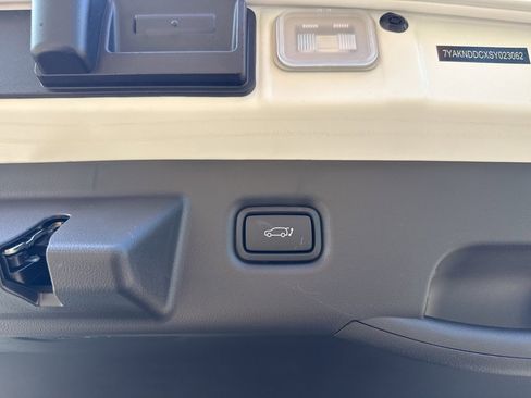 New 2025 Hyundai Ioniq 5 SEL image 17