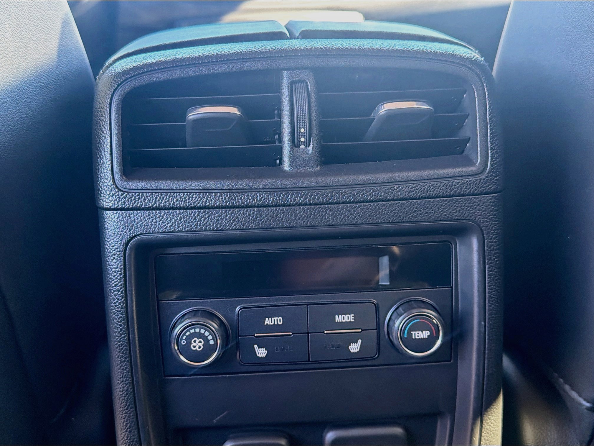 Used 2020 Buick Envision Premium AWD/4WD image 26