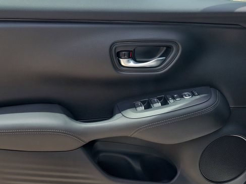 New 2026 Honda HR-V EX-L image 11