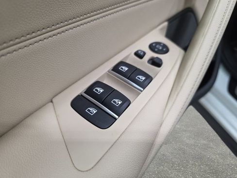 Certified 2022 BMW 540i xDrive w/ M Sport Package image 25