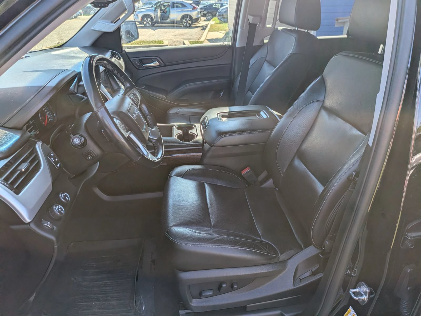 Used 2020 GMC Yukon XL SLT AWD/4WD image 29