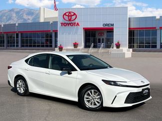 Used 2025 Toyota Camry LE FWD video 1