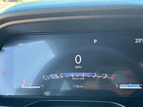 Certified 2025 Jeep Grand Cherokee L Limited image 17