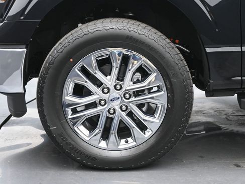 New 2025 Ford F150 Lariat w/ Equipment Group 502A High image 28