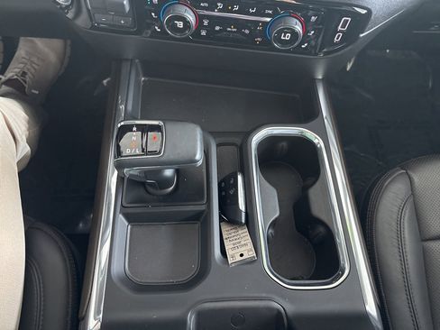 Used 2025 Chevrolet Silverado 1500 High Country w/ Technology Package image 18