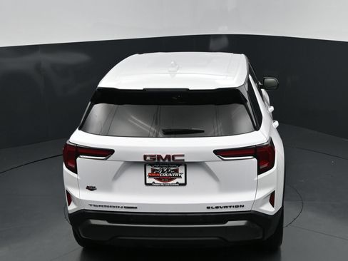 Used 2025 GMC Terrain Elevation AWD/4WD image 31