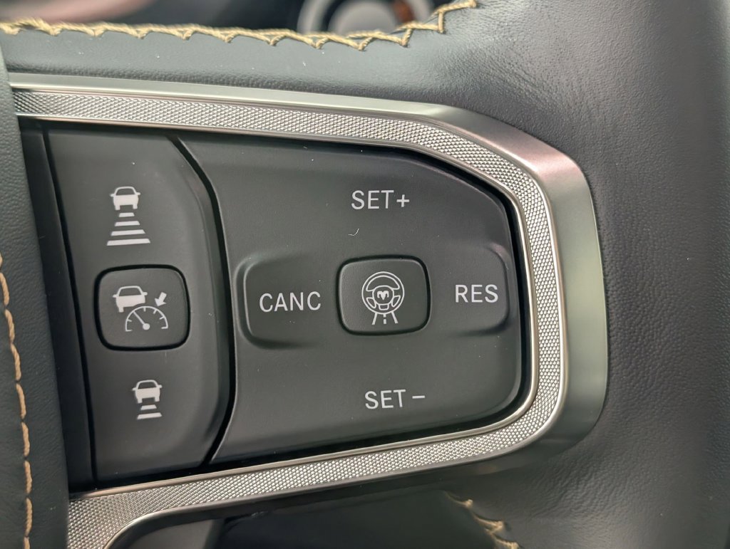 Used 2026 RAM 1500 Tungsten AWD/4WD image 16