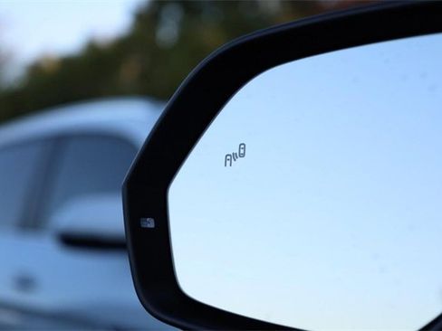 New 2026 Volkswagen Atlas Cross Sport SE image 18