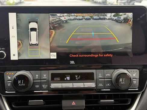 Certified 2025 Toyota Grand Highlander AWD image 31