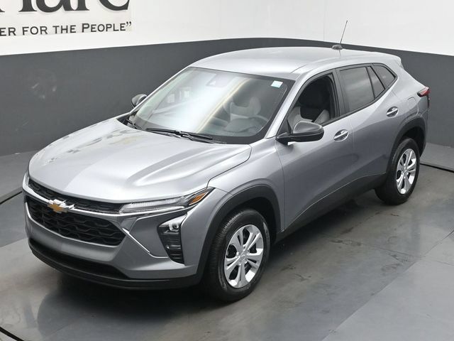 New 2026 Chevrolet Trax LS FWD image 23