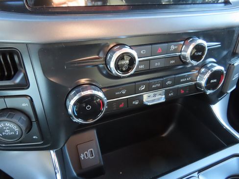 New 2025 Ford F150 XLT image 14