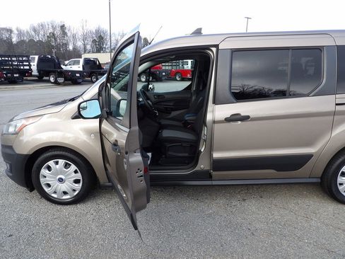 Used 2020 Ford Transit Connect XL image 13