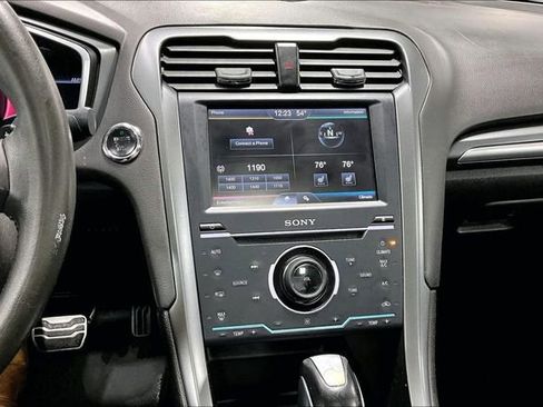 Used 2014 Ford Fusion Titanium image 5