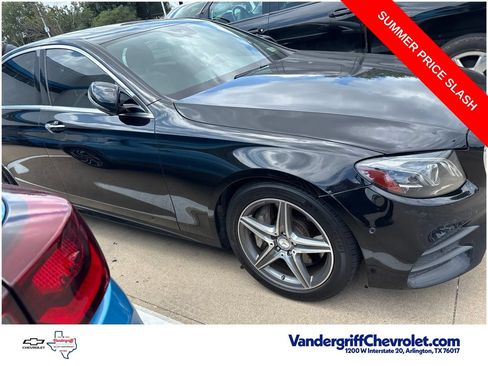 Used 2017 Mercedes-Benz E 300 4MATIC image 2