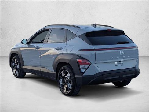 Used 2025 Hyundai Kona SEL FWD image 8
