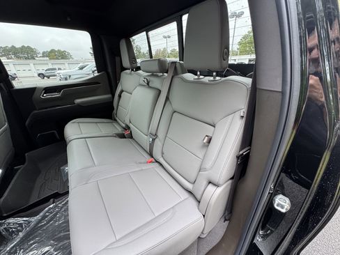 New 2026 GMC Sierra 1500 SLT w/ SLT Premium Plus Package image 25