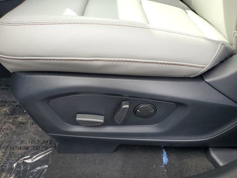 New 2026 Ford Explorer Active image 10