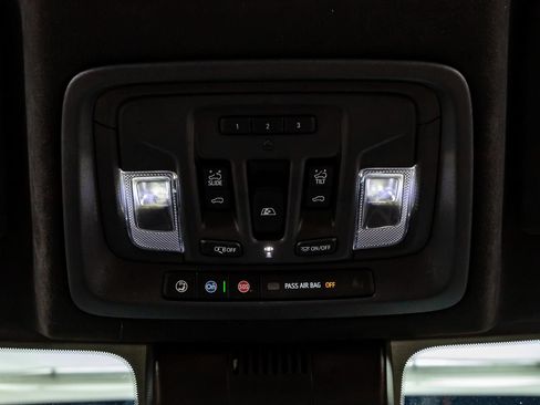 Used 2025 GMC Sierra 2500 Denali Ultimate w/ Max Trailering Package AWD/4WD image 13