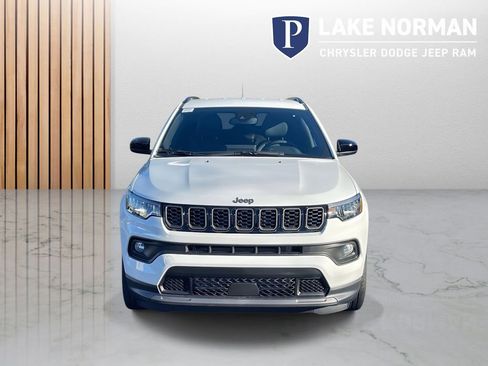 New 2026 Jeep Compass Latitude AWD/4WD image 3