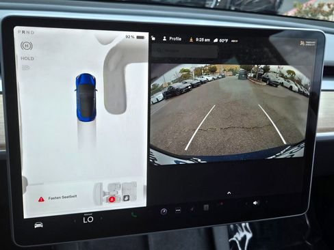 Used 2023 Tesla Model 3 Standard Range image 19