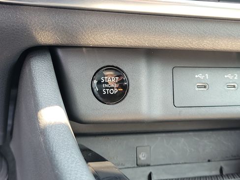 Used 2026 Nissan Rogue SL AWD/4WD image 28