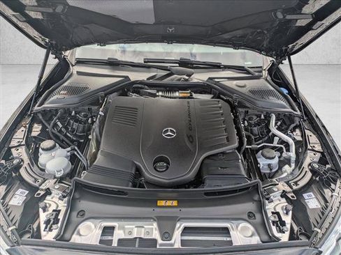 Used 2025 Mercedes-Benz E 450 4MATIC Sedan image 23