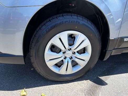 Used 2011 Subaru Outback 2.5i AWD/4WD image 10