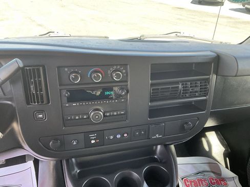 Used 2021 Chevrolet Express 2500 Extended RWD image 14