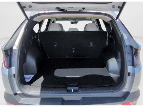 Used 2024 Hyundai Tucson SEL w/ Convenience Package FWD image 9