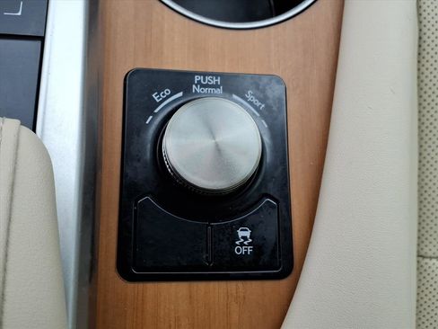 Used 2020 Lexus RX 350 FWD w/ Premium Package image 29