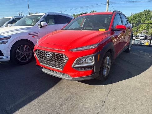 Used 2020 Hyundai Kona SEL image 2