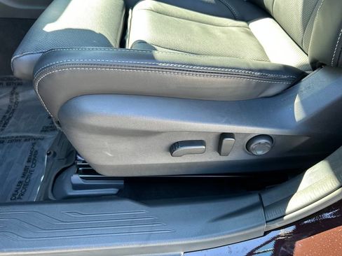 Used 2025 Subaru Outback Limited XT image 16