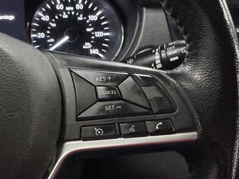 Used 2021 Nissan Rogue Sport SV image 26