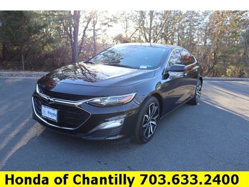 Used 2024 Chevrolet Malibu RS image 3