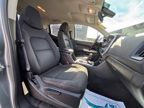 Used 2019 Chevrolet Colorado LT w/ LT Convenience Package AWD/4WD image 15