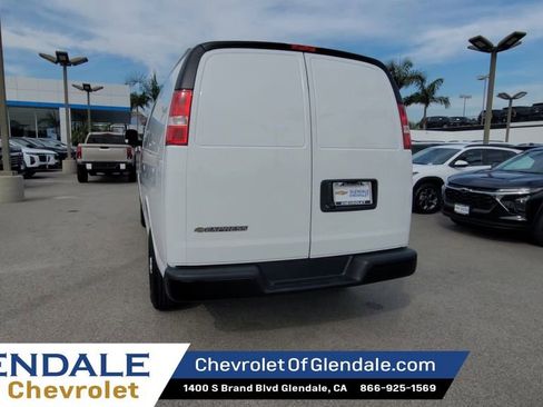 New 2026 Chevrolet Express 2500 w/ Driver Convenience Package RWD image 7