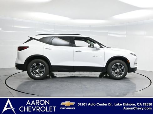 New 2025 Chevrolet Blazer LT w/ Convenience Package image 40