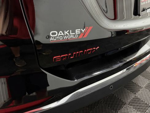 Used 2020 Chevrolet Equinox Premier w/ Premier Redline Edition FWD image 15