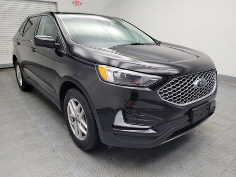 Used 2023 Ford Edge SEL image 13