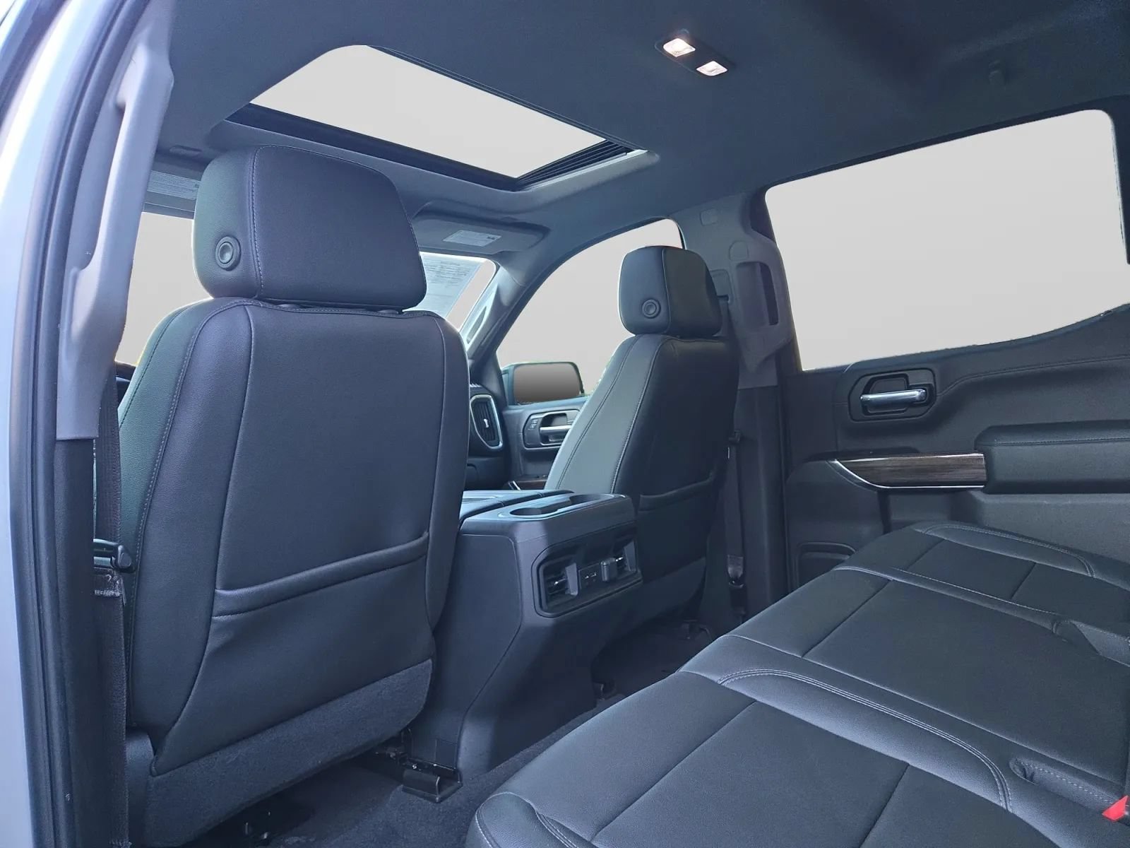 Used 2020 Chevrolet Silverado 1500 LT Trail Boss AWD/4WD image 26