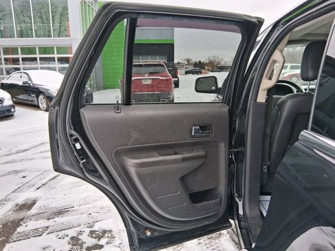 Used 2010 Ford Edge Limited FWD image 13