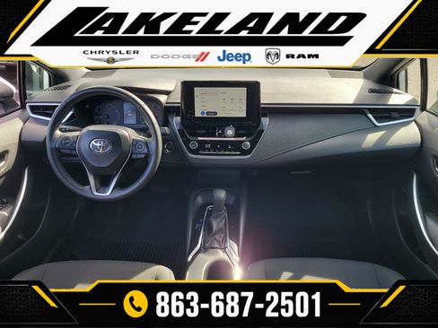 Used 2025 Toyota Corolla SE FWD image 13