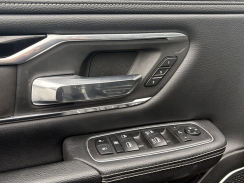 Used 2021 RAM 1500 Laramie w/ Sport Appearance Package image 17