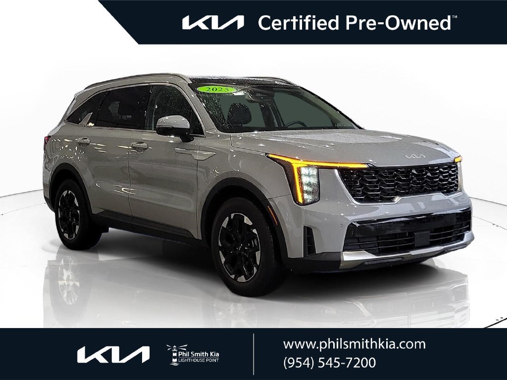 Certified 2025 Kia Sorento S w/ Panoramic Sunroof Package FWD image 1